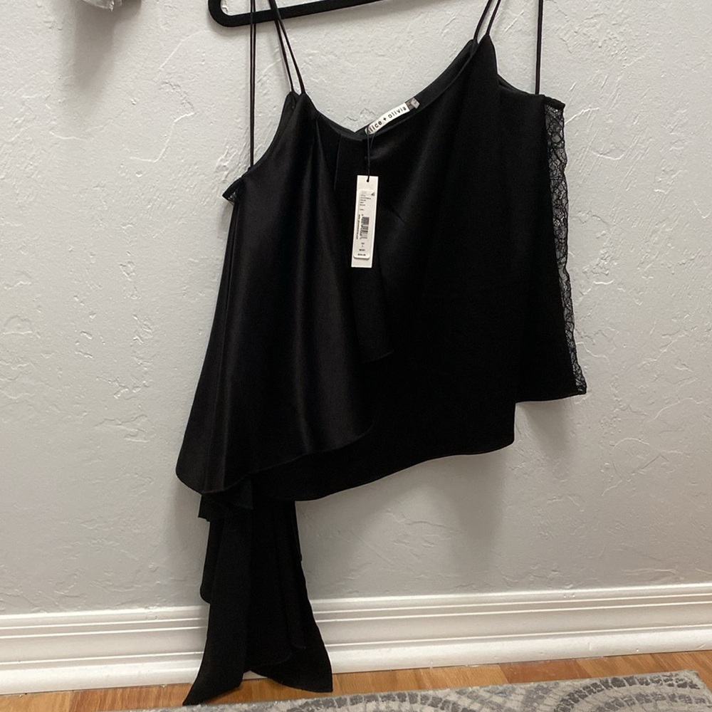 Alice + Olivia Lelah Side Drape Camisole NWT - Picture 3 of 5